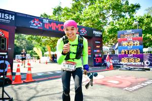 BIB: 211
                            <button type="button" onclick="openModal(7001922)" class="btn btn-primary btn-sm float-right btn-popup" data-toggle="modal" data-target=".modal-high-quality">
                        <i class="fas fa-shopping-cart"></i> Add to Cart
                    </button>
                                            <button type="button" onclick="isThisMe(7001922, true)" class="btn btn-success btn-sm float-right btn-popup btn-isme hidden" data-toggle="tooltip" data-placement="bottom" title="นี่คือรูปของคุณใช่ไหม คลิกที่นี่เพื่อเอาเข้าอัลบั้ม">
                        <i class="fas fa-plus"></i> Add to album
                    </button>
                    <button type="button" onclick="isThisMe(7001922, false)" class="btn btn-warning btn-sm float-right btn-popup btn-isnotme hidden">
                        <i class="fas fa-ban"></i> Remove from album
                    </button>