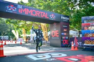 BIB: 092, 082
                            <button type="button" onclick="openModal(7046526)" class="btn btn-primary btn-sm float-right btn-popup" data-toggle="modal" data-target=".modal-high-quality">
                        <i class="fas fa-shopping-cart"></i> Add to Cart
                    </button>
                                            <button type="button" onclick="isThisMe(7046526, true)" class="btn btn-success btn-sm float-right btn-popup btn-isme hidden" data-toggle="tooltip" data-placement="bottom" title="นี่คือรูปของคุณใช่ไหม คลิกที่นี่เพื่อเอาเข้าอัลบั้ม">
                        <i class="fas fa-plus"></i> Add to album
                    </button>
                    <button type="button" onclick="isThisMe(7046526, false)" class="btn btn-warning btn-sm float-right btn-popup btn-isnotme hidden">
                        <i class="fas fa-ban"></i> Remove from album
                    </button>