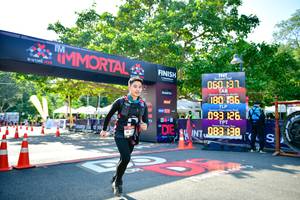 BIB: 090, 180, 921, 
                            <button type="button" onclick="openModal(7046700)" class="btn btn-primary btn-sm float-right btn-popup" data-toggle="modal" data-target=".modal-high-quality">
                        <i class="fas fa-shopping-cart"></i> Add to Cart
                    </button>
                                            <button type="button" onclick="isThisMe(7046700, true)" class="btn btn-success btn-sm float-right btn-popup btn-isme hidden" data-toggle="tooltip" data-placement="bottom" title="นี่คือรูปของคุณใช่ไหม คลิกที่นี่เพื่อเอาเข้าอัลบั้ม">
                        <i class="fas fa-plus"></i> Add to album
                    </button>
                    <button type="button" onclick="isThisMe(7046700, false)" class="btn btn-warning btn-sm float-right btn-popup btn-isnotme hidden">
                        <i class="fas fa-ban"></i> Remove from album
                    </button>