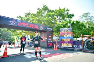 BIB: 090101, 080, 
                            <button type="button" onclick="openModal(7045945)" class="btn btn-primary btn-sm float-right btn-popup" data-toggle="modal" data-target=".modal-high-quality">
                        <i class="fas fa-shopping-cart"></i> Add to Cart
                    </button>
                                            <button type="button" onclick="isThisMe(7045945, true)" class="btn btn-success btn-sm float-right btn-popup btn-isme hidden" data-toggle="tooltip" data-placement="bottom" title="นี่คือรูปของคุณใช่ไหม คลิกที่นี่เพื่อเอาเข้าอัลบั้ม">
                        <i class="fas fa-plus"></i> Add to album
                    </button>
                    <button type="button" onclick="isThisMe(7045945, false)" class="btn btn-warning btn-sm float-right btn-popup btn-isnotme hidden">
                        <i class="fas fa-ban"></i> Remove from album
                    </button>