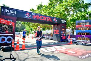 BIB: 0394, 1544, 4854
                            <button type="button" onclick="openModal(7001800)" class="btn btn-primary btn-sm float-right btn-popup" data-toggle="modal" data-target=".modal-high-quality">
                        <i class="fas fa-shopping-cart"></i> Add to Cart
                    </button>
                                            <button type="button" onclick="isThisMe(7001800, true)" class="btn btn-success btn-sm float-right btn-popup btn-isme hidden" data-toggle="tooltip" data-placement="bottom" title="นี่คือรูปของคุณใช่ไหม คลิกที่นี่เพื่อเอาเข้าอัลบั้ม">
                        <i class="fas fa-plus"></i> Add to album
                    </button>
                    <button type="button" onclick="isThisMe(7001800, false)" class="btn btn-warning btn-sm float-right btn-popup btn-isnotme hidden">
                        <i class="fas fa-ban"></i> Remove from album
                    </button>