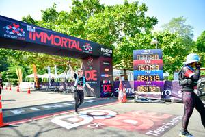 BIB: 08130, 0641, 4121
                            <button type="button" onclick="openModal(6999758)" class="btn btn-primary btn-sm float-right btn-popup" data-toggle="modal" data-target=".modal-high-quality">
                        <i class="fas fa-shopping-cart"></i> Add to Cart
                    </button>
                                            <button type="button" onclick="isThisMe(6999758, true)" class="btn btn-success btn-sm float-right btn-popup btn-isme hidden" data-toggle="tooltip" data-placement="bottom" title="นี่คือรูปของคุณใช่ไหม คลิกที่นี่เพื่อเอาเข้าอัลบั้ม">
                        <i class="fas fa-plus"></i> Add to album
                    </button>
                    <button type="button" onclick="isThisMe(6999758, false)" class="btn btn-warning btn-sm float-right btn-popup btn-isnotme hidden">
                        <i class="fas fa-ban"></i> Remove from album
                    </button>