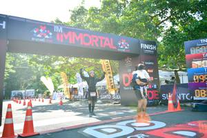 BIB: 060
                            <button type="button" onclick="openModal(7046827)" class="btn btn-primary btn-sm float-right btn-popup" data-toggle="modal" data-target=".modal-high-quality">
                        <i class="fas fa-shopping-cart"></i> Add to Cart
                    </button>
                                            <button type="button" onclick="isThisMe(7046827, true)" class="btn btn-success btn-sm float-right btn-popup btn-isme hidden" data-toggle="tooltip" data-placement="bottom" title="นี่คือรูปของคุณใช่ไหม คลิกที่นี่เพื่อเอาเข้าอัลบั้ม">
                        <i class="fas fa-plus"></i> Add to album
                    </button>
                    <button type="button" onclick="isThisMe(7046827, false)" class="btn btn-warning btn-sm float-right btn-popup btn-isnotme hidden">
                        <i class="fas fa-ban"></i> Remove from album
                    </button>