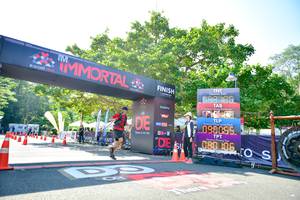 BIB: 098055, 080, 106
                            <button type="button" onclick="openModal(7045741)" class="btn btn-primary btn-sm float-right btn-popup" data-toggle="modal" data-target=".modal-high-quality">
                        <i class="fas fa-shopping-cart"></i> Add to Cart
                    </button>
                                            <button type="button" onclick="isThisMe(7045741, true)" class="btn btn-success btn-sm float-right btn-popup btn-isme hidden" data-toggle="tooltip" data-placement="bottom" title="นี่คือรูปของคุณใช่ไหม คลิกที่นี่เพื่อเอาเข้าอัลบั้ม">
                        <i class="fas fa-plus"></i> Add to album
                    </button>
                    <button type="button" onclick="isThisMe(7045741, false)" class="btn btn-warning btn-sm float-right btn-popup btn-isnotme hidden">
                        <i class="fas fa-ban"></i> Remove from album
                    </button>