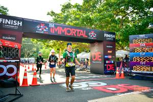 BIB: 0640, 180540, 093529, 08354
                            <button type="button" onclick="openModal(7046931)" class="btn btn-primary btn-sm float-right btn-popup" data-toggle="modal" data-target=".modal-high-quality">
                        <i class="fas fa-shopping-cart"></i> Add to Cart
                    </button>
                                            <button type="button" onclick="isThisMe(7046931, true)" class="btn btn-success btn-sm float-right btn-popup btn-isme hidden" data-toggle="tooltip" data-placement="bottom" title="นี่คือรูปของคุณใช่ไหม คลิกที่นี่เพื่อเอาเข้าอัลบั้ม">
                        <i class="fas fa-plus"></i> Add to album
                    </button>
                    <button type="button" onclick="isThisMe(7046931, false)" class="btn btn-warning btn-sm float-right btn-popup btn-isnotme hidden">
                        <i class="fas fa-ban"></i> Remove from album
                    </button>