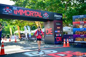 BIB: 09405, 084
                            <button type="button" onclick="openModal(7047267)" class="btn btn-primary btn-sm float-right btn-popup" data-toggle="modal" data-target=".modal-high-quality">
                        <i class="fas fa-shopping-cart"></i> Add to Cart
                    </button>
                                            <button type="button" onclick="isThisMe(7047267, true)" class="btn btn-success btn-sm float-right btn-popup btn-isme hidden" data-toggle="tooltip" data-placement="bottom" title="นี่คือรูปของคุณใช่ไหม คลิกที่นี่เพื่อเอาเข้าอัลบั้ม">
                        <i class="fas fa-plus"></i> Add to album
                    </button>
                    <button type="button" onclick="isThisMe(7047267, false)" class="btn btn-warning btn-sm float-right btn-popup btn-isnotme hidden">
                        <i class="fas fa-ban"></i> Remove from album
                    </button>