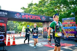 BIB: 060542, 18054, 093530
                            <button type="button" onclick="openModal(7046947)" class="btn btn-primary btn-sm float-right btn-popup" data-toggle="modal" data-target=".modal-high-quality">
                        <i class="fas fa-shopping-cart"></i> Add to Cart
                    </button>
                                            <button type="button" onclick="isThisMe(7046947, true)" class="btn btn-success btn-sm float-right btn-popup btn-isme hidden" data-toggle="tooltip" data-placement="bottom" title="นี่คือรูปของคุณใช่ไหม คลิกที่นี่เพื่อเอาเข้าอัลบั้ม">
                        <i class="fas fa-plus"></i> Add to album
                    </button>
                    <button type="button" onclick="isThisMe(7046947, false)" class="btn btn-warning btn-sm float-right btn-popup btn-isnotme hidden">
                        <i class="fas fa-ban"></i> Remove from album
                    </button>