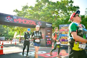 BIB: 060, 0939, 5142
                            <button type="button" onclick="openModal(7046945)" class="btn btn-primary btn-sm float-right btn-popup" data-toggle="modal" data-target=".modal-high-quality">
                        <i class="fas fa-shopping-cart"></i> Add to Cart
                    </button>
                                            <button type="button" onclick="isThisMe(7046945, true)" class="btn btn-success btn-sm float-right btn-popup btn-isme hidden" data-toggle="tooltip" data-placement="bottom" title="นี่คือรูปของคุณใช่ไหม คลิกที่นี่เพื่อเอาเข้าอัลบั้ม">
                        <i class="fas fa-plus"></i> Add to album
                    </button>
                    <button type="button" onclick="isThisMe(7046945, false)" class="btn btn-warning btn-sm float-right btn-popup btn-isnotme hidden">
                        <i class="fas fa-ban"></i> Remove from album
                    </button>