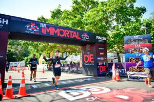 BIB: 064
                            <button type="button" onclick="openModal(6999344)" class="btn btn-primary btn-sm float-right btn-popup" data-toggle="modal" data-target=".modal-high-quality">
                        <i class="fas fa-shopping-cart"></i> Add to Cart
                    </button>
                                            <button type="button" onclick="isThisMe(6999344, true)" class="btn btn-success btn-sm float-right btn-popup btn-isme hidden" data-toggle="tooltip" data-placement="bottom" title="นี่คือรูปของคุณใช่ไหม คลิกที่นี่เพื่อเอาเข้าอัลบั้ม">
                        <i class="fas fa-plus"></i> Add to album
                    </button>
                    <button type="button" onclick="isThisMe(6999344, false)" class="btn btn-warning btn-sm float-right btn-popup btn-isnotme hidden">
                        <i class="fas fa-ban"></i> Remove from album
                    </button>