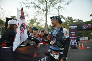 BIB: 324
                            <button type="button" onclick="openModal(6868858)" class="btn btn-primary btn-sm float-right btn-popup" data-toggle="modal" data-target=".modal-high-quality">
                        <i class="fas fa-shopping-cart"></i> Add to Cart
                    </button>
                                            <button type="button" onclick="isThisMe(6868858, true)" class="btn btn-success btn-sm float-right btn-popup btn-isme hidden" data-toggle="tooltip" data-placement="bottom" title="นี่คือรูปของคุณใช่ไหม คลิกที่นี่เพื่อเอาเข้าอัลบั้ม">
                        <i class="fas fa-plus"></i> Add to album
                    </button>
                    <button type="button" onclick="isThisMe(6868858, false)" class="btn btn-warning btn-sm float-right btn-popup btn-isnotme hidden">
                        <i class="fas fa-ban"></i> Remove from album
                    </button>