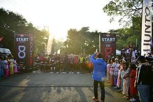 BIB: 
                            <button type="button" onclick="openModal(6871523)" class="btn btn-primary btn-sm float-right btn-popup" data-toggle="modal" data-target=".modal-high-quality">
                        <i class="fas fa-shopping-cart"></i> Add to Cart
                    </button>
                                            <button type="button" onclick="isThisMe(6871523, true)" class="btn btn-success btn-sm float-right btn-popup btn-isme hidden" data-toggle="tooltip" data-placement="bottom" title="นี่คือรูปของคุณใช่ไหม คลิกที่นี่เพื่อเอาเข้าอัลบั้ม">
                        <i class="fas fa-plus"></i> Add to album
                    </button>
                    <button type="button" onclick="isThisMe(6871523, false)" class="btn btn-warning btn-sm float-right btn-popup btn-isnotme hidden">
                        <i class="fas fa-ban"></i> Remove from album
                    </button>