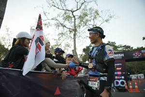 BIB: 324
                            <button type="button" onclick="openModal(6868852)" class="btn btn-primary btn-sm float-right btn-popup" data-toggle="modal" data-target=".modal-high-quality">
                        <i class="fas fa-shopping-cart"></i> Add to Cart
                    </button>
                                            <button type="button" onclick="isThisMe(6868852, true)" class="btn btn-success btn-sm float-right btn-popup btn-isme hidden" data-toggle="tooltip" data-placement="bottom" title="นี่คือรูปของคุณใช่ไหม คลิกที่นี่เพื่อเอาเข้าอัลบั้ม">
                        <i class="fas fa-plus"></i> Add to album
                    </button>
                    <button type="button" onclick="isThisMe(6868852, false)" class="btn btn-warning btn-sm float-right btn-popup btn-isnotme hidden">
                        <i class="fas fa-ban"></i> Remove from album
                    </button>