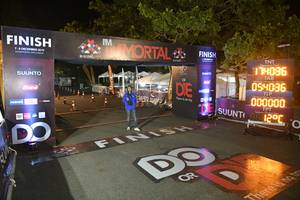 BIB: 900, 000000
                            <button type="button" onclick="openModal(7051437)" class="btn btn-primary btn-sm float-right btn-popup" data-toggle="modal" data-target=".modal-high-quality">
                        <i class="fas fa-shopping-cart"></i> Add to Cart
                    </button>
                                            <button type="button" onclick="isThisMe(7051437, true)" class="btn btn-success btn-sm float-right btn-popup btn-isme hidden" data-toggle="tooltip" data-placement="bottom" title="นี่คือรูปของคุณใช่ไหม คลิกที่นี่เพื่อเอาเข้าอัลบั้ม">
                        <i class="fas fa-plus"></i> Add to album
                    </button>
                    <button type="button" onclick="isThisMe(7051437, false)" class="btn btn-warning btn-sm float-right btn-popup btn-isnotme hidden">
                        <i class="fas fa-ban"></i> Remove from album
                    </button>