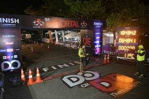 BIB: 201, 18482, 06484, 000000
                            <button type="button" onclick="openModal(7051516)" class="btn btn-primary btn-sm float-right btn-popup" data-toggle="modal" data-target=".modal-high-quality">
                        <i class="fas fa-shopping-cart"></i> Add to Cart
                    </button>
                                            <button type="button" onclick="isThisMe(7051516, true)" class="btn btn-success btn-sm float-right btn-popup btn-isme hidden" data-toggle="tooltip" data-placement="bottom" title="นี่คือรูปของคุณใช่ไหม คลิกที่นี่เพื่อเอาเข้าอัลบั้ม">
                        <i class="fas fa-plus"></i> Add to album
                    </button>
                    <button type="button" onclick="isThisMe(7051516, false)" class="btn btn-warning btn-sm float-right btn-popup btn-isnotme hidden">
                        <i class="fas fa-ban"></i> Remove from album
                    </button>