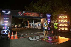 BIB: 192820, 012820, 000000, 2828
                            <button type="button" onclick="openModal(7051605)" class="btn btn-primary btn-sm float-right btn-popup" data-toggle="modal" data-target=".modal-high-quality">
                        <i class="fas fa-shopping-cart"></i> Add to Cart
                    </button>
                                            <button type="button" onclick="isThisMe(7051605, true)" class="btn btn-success btn-sm float-right btn-popup btn-isme hidden" data-toggle="tooltip" data-placement="bottom" title="นี่คือรูปของคุณใช่ไหม คลิกที่นี่เพื่อเอาเข้าอัลบั้ม">
                        <i class="fas fa-plus"></i> Add to album
                    </button>
                    <button type="button" onclick="isThisMe(7051605, false)" class="btn btn-warning btn-sm float-right btn-popup btn-isnotme hidden">
                        <i class="fas fa-ban"></i> Remove from album
                    </button>