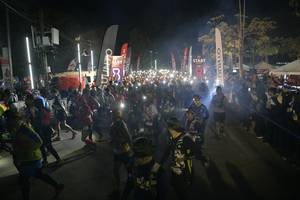 BIB: 
                            <button type="button" onclick="openModal(7051698)" class="btn btn-primary btn-sm float-right btn-popup" data-toggle="modal" data-target=".modal-high-quality">
                        <i class="fas fa-shopping-cart"></i> Add to Cart
                    </button>
                                            <button type="button" onclick="isThisMe(7051698, true)" class="btn btn-success btn-sm float-right btn-popup btn-isme hidden" data-toggle="tooltip" data-placement="bottom" title="นี่คือรูปของคุณใช่ไหม คลิกที่นี่เพื่อเอาเข้าอัลบั้ม">
                        <i class="fas fa-plus"></i> Add to album
                    </button>
                    <button type="button" onclick="isThisMe(7051698, false)" class="btn btn-warning btn-sm float-right btn-popup btn-isnotme hidden">
                        <i class="fas fa-ban"></i> Remove from album
                    </button>