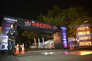 BIB: 2058, 0858, 002801, 829
                            <button type="button" onclick="openModal(7051744)" class="btn btn-primary btn-sm float-right btn-popup" data-toggle="modal" data-target=".modal-high-quality">
                        <i class="fas fa-shopping-cart"></i> Add to Cart
                    </button>
                                            <button type="button" onclick="isThisMe(7051744, true)" class="btn btn-success btn-sm float-right btn-popup btn-isme hidden" data-toggle="tooltip" data-placement="bottom" title="นี่คือรูปของคุณใช่ไหม คลิกที่นี่เพื่อเอาเข้าอัลบั้ม">
                        <i class="fas fa-plus"></i> Add to album
                    </button>
                    <button type="button" onclick="isThisMe(7051744, false)" class="btn btn-warning btn-sm float-right btn-popup btn-isnotme hidden">
                        <i class="fas fa-ban"></i> Remove from album
                    </button>