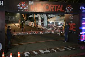 BIB: 410
                            <button type="button" onclick="openModal(7051506)" class="btn btn-primary btn-sm float-right btn-popup" data-toggle="modal" data-target=".modal-high-quality">
                        <i class="fas fa-shopping-cart"></i> Add to Cart
                    </button>
                                            <button type="button" onclick="isThisMe(7051506, true)" class="btn btn-success btn-sm float-right btn-popup btn-isme hidden" data-toggle="tooltip" data-placement="bottom" title="นี่คือรูปของคุณใช่ไหม คลิกที่นี่เพื่อเอาเข้าอัลบั้ม">
                        <i class="fas fa-plus"></i> Add to album
                    </button>
                    <button type="button" onclick="isThisMe(7051506, false)" class="btn btn-warning btn-sm float-right btn-popup btn-isnotme hidden">
                        <i class="fas fa-ban"></i> Remove from album
                    </button>