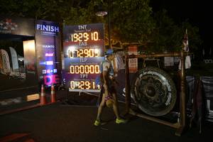 BIB: 1929, 12909, 000000, 0429
                            <button type="button" onclick="openModal(7051615)" class="btn btn-primary btn-sm float-right btn-popup" data-toggle="modal" data-target=".modal-high-quality">
                        <i class="fas fa-shopping-cart"></i> Add to Cart
                    </button>
                                            <button type="button" onclick="isThisMe(7051615, true)" class="btn btn-success btn-sm float-right btn-popup btn-isme hidden" data-toggle="tooltip" data-placement="bottom" title="นี่คือรูปของคุณใช่ไหม คลิกที่นี่เพื่อเอาเข้าอัลบั้ม">
                        <i class="fas fa-plus"></i> Add to album
                    </button>
                    <button type="button" onclick="isThisMe(7051615, false)" class="btn btn-warning btn-sm float-right btn-popup btn-isnotme hidden">
                        <i class="fas fa-ban"></i> Remove from album
                    </button>