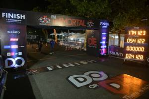 BIB: 201, 054, 000000, 024
                            <button type="button" onclick="openModal(7051443)" class="btn btn-primary btn-sm float-right btn-popup" data-toggle="modal" data-target=".modal-high-quality">
                        <i class="fas fa-shopping-cart"></i> Add to Cart
                    </button>
                                            <button type="button" onclick="isThisMe(7051443, true)" class="btn btn-success btn-sm float-right btn-popup btn-isme hidden" data-toggle="tooltip" data-placement="bottom" title="นี่คือรูปของคุณใช่ไหม คลิกที่นี่เพื่อเอาเข้าอัลบั้ม">
                        <i class="fas fa-plus"></i> Add to album
                    </button>
                    <button type="button" onclick="isThisMe(7051443, false)" class="btn btn-warning btn-sm float-right btn-popup btn-isnotme hidden">
                        <i class="fas fa-ban"></i> Remove from album
                    </button>