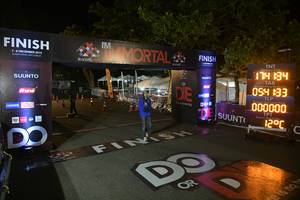 BIB: 134, 000000
                            <button type="button" onclick="openModal(7051444)" class="btn btn-primary btn-sm float-right btn-popup" data-toggle="modal" data-target=".modal-high-quality">
                        <i class="fas fa-shopping-cart"></i> Add to Cart
                    </button>
                                            <button type="button" onclick="isThisMe(7051444, true)" class="btn btn-success btn-sm float-right btn-popup btn-isme hidden" data-toggle="tooltip" data-placement="bottom" title="นี่คือรูปของคุณใช่ไหม คลิกที่นี่เพื่อเอาเข้าอัลบั้ม">
                        <i class="fas fa-plus"></i> Add to album
                    </button>
                    <button type="button" onclick="isThisMe(7051444, false)" class="btn btn-warning btn-sm float-right btn-popup btn-isnotme hidden">
                        <i class="fas fa-ban"></i> Remove from album
                    </button>