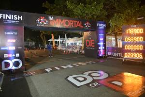 BIB: 209, 13900, 0060, 000000, 023906
                            <button type="button" onclick="openModal(7051432)" class="btn btn-primary btn-sm float-right btn-popup" data-toggle="modal" data-target=".modal-high-quality">
                        <i class="fas fa-shopping-cart"></i> Add to Cart
                    </button>
                                            <button type="button" onclick="isThisMe(7051432, true)" class="btn btn-success btn-sm float-right btn-popup btn-isme hidden" data-toggle="tooltip" data-placement="bottom" title="นี่คือรูปของคุณใช่ไหม คลิกที่นี่เพื่อเอาเข้าอัลบั้ม">
                        <i class="fas fa-plus"></i> Add to album
                    </button>
                    <button type="button" onclick="isThisMe(7051432, false)" class="btn btn-warning btn-sm float-right btn-popup btn-isnotme hidden">
                        <i class="fas fa-ban"></i> Remove from album
                    </button>