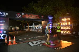 BIB: 1928, 0128, 000000, 042822
                            <button type="button" onclick="openModal(7051604)" class="btn btn-primary btn-sm float-right btn-popup" data-toggle="modal" data-target=".modal-high-quality">
                        <i class="fas fa-shopping-cart"></i> Add to Cart
                    </button>
                                            <button type="button" onclick="isThisMe(7051604, true)" class="btn btn-success btn-sm float-right btn-popup btn-isme hidden" data-toggle="tooltip" data-placement="bottom" title="นี่คือรูปของคุณใช่ไหม คลิกที่นี่เพื่อเอาเข้าอัลบั้ม">
                        <i class="fas fa-plus"></i> Add to album
                    </button>
                    <button type="button" onclick="isThisMe(7051604, false)" class="btn btn-warning btn-sm float-right btn-popup btn-isnotme hidden">
                        <i class="fas fa-ban"></i> Remove from album
                    </button>