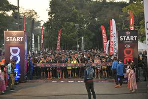 BIB: 
                            <button type="button" onclick="openModal(7051879)" class="btn btn-primary btn-sm float-right btn-popup" data-toggle="modal" data-target=".modal-high-quality">
                        <i class="fas fa-shopping-cart"></i> Add to Cart
                    </button>
                                            <button type="button" onclick="isThisMe(7051879, true)" class="btn btn-success btn-sm float-right btn-popup btn-isme hidden" data-toggle="tooltip" data-placement="bottom" title="นี่คือรูปของคุณใช่ไหม คลิกที่นี่เพื่อเอาเข้าอัลบั้ม">
                        <i class="fas fa-plus"></i> Add to album
                    </button>
                    <button type="button" onclick="isThisMe(7051879, false)" class="btn btn-warning btn-sm float-right btn-popup btn-isnotme hidden">
                        <i class="fas fa-ban"></i> Remove from album
                    </button>