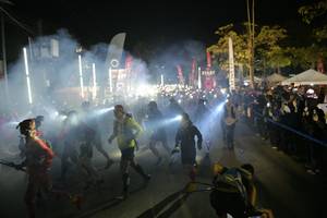 BIB: 
                            <button type="button" onclick="openModal(7051684)" class="btn btn-primary btn-sm float-right btn-popup" data-toggle="modal" data-target=".modal-high-quality">
                        <i class="fas fa-shopping-cart"></i> Add to Cart
                    </button>
                                            <button type="button" onclick="isThisMe(7051684, true)" class="btn btn-success btn-sm float-right btn-popup btn-isme hidden" data-toggle="tooltip" data-placement="bottom" title="นี่คือรูปของคุณใช่ไหม คลิกที่นี่เพื่อเอาเข้าอัลบั้ม">
                        <i class="fas fa-plus"></i> Add to album
                    </button>
                    <button type="button" onclick="isThisMe(7051684, false)" class="btn btn-warning btn-sm float-right btn-popup btn-isnotme hidden">
                        <i class="fas fa-ban"></i> Remove from album
                    </button>