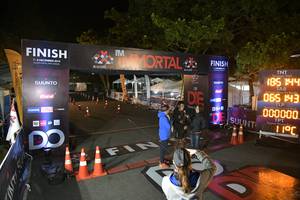 BIB: 185, 065, 000000
                            <button type="button" onclick="openModal(7051550)" class="btn btn-primary btn-sm float-right btn-popup" data-toggle="modal" data-target=".modal-high-quality">
                        <i class="fas fa-shopping-cart"></i> Add to Cart
                    </button>
                                            <button type="button" onclick="isThisMe(7051550, true)" class="btn btn-success btn-sm float-right btn-popup btn-isme hidden" data-toggle="tooltip" data-placement="bottom" title="นี่คือรูปของคุณใช่ไหม คลิกที่นี่เพื่อเอาเข้าอัลบั้ม">
                        <i class="fas fa-plus"></i> Add to album
                    </button>
                    <button type="button" onclick="isThisMe(7051550, false)" class="btn btn-warning btn-sm float-right btn-popup btn-isnotme hidden">
                        <i class="fas fa-ban"></i> Remove from album
                    </button>