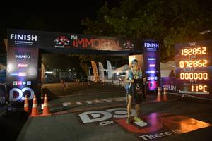 BIB: 192852, 012852, 000000
                            <button type="button" onclick="openModal(7051611)" class="btn btn-primary btn-sm float-right btn-popup" data-toggle="modal" data-target=".modal-high-quality">
                        <i class="fas fa-shopping-cart"></i> Add to Cart
                    </button>
                                            <button type="button" onclick="isThisMe(7051611, true)" class="btn btn-success btn-sm float-right btn-popup btn-isme hidden" data-toggle="tooltip" data-placement="bottom" title="นี่คือรูปของคุณใช่ไหม คลิกที่นี่เพื่อเอาเข้าอัลบั้ม">
                        <i class="fas fa-plus"></i> Add to album
                    </button>
                    <button type="button" onclick="isThisMe(7051611, false)" class="btn btn-warning btn-sm float-right btn-popup btn-isnotme hidden">
                        <i class="fas fa-ban"></i> Remove from album
                    </button>