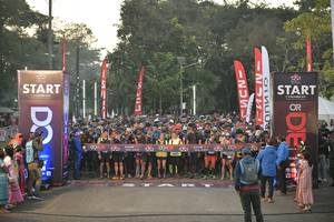 BIB: 
                            <button type="button" onclick="openModal(7051877)" class="btn btn-primary btn-sm float-right btn-popup" data-toggle="modal" data-target=".modal-high-quality">
                        <i class="fas fa-shopping-cart"></i> Add to Cart
                    </button>
                                            <button type="button" onclick="isThisMe(7051877, true)" class="btn btn-success btn-sm float-right btn-popup btn-isme hidden" data-toggle="tooltip" data-placement="bottom" title="นี่คือรูปของคุณใช่ไหม คลิกที่นี่เพื่อเอาเข้าอัลบั้ม">
                        <i class="fas fa-plus"></i> Add to album
                    </button>
                    <button type="button" onclick="isThisMe(7051877, false)" class="btn btn-warning btn-sm float-right btn-popup btn-isnotme hidden">
                        <i class="fas fa-ban"></i> Remove from album
                    </button>