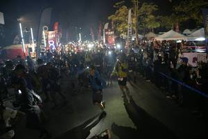 BIB: 
                            <button type="button" onclick="openModal(7051714)" class="btn btn-primary btn-sm float-right btn-popup" data-toggle="modal" data-target=".modal-high-quality">
                        <i class="fas fa-shopping-cart"></i> Add to Cart
                    </button>
                                            <button type="button" onclick="isThisMe(7051714, true)" class="btn btn-success btn-sm float-right btn-popup btn-isme hidden" data-toggle="tooltip" data-placement="bottom" title="นี่คือรูปของคุณใช่ไหม คลิกที่นี่เพื่อเอาเข้าอัลบั้ม">
                        <i class="fas fa-plus"></i> Add to album
                    </button>
                    <button type="button" onclick="isThisMe(7051714, false)" class="btn btn-warning btn-sm float-right btn-popup btn-isnotme hidden">
                        <i class="fas fa-ban"></i> Remove from album
                    </button>