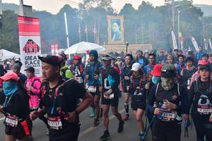 BIB: 2211, 2238, 2716, 2737
                            <button type="button" onclick="openModal(6852390)" class="btn btn-primary btn-sm float-right btn-popup" data-toggle="modal" data-target=".modal-high-quality">
                        <i class="fas fa-shopping-cart"></i> Add to Cart
                    </button>
                                            <button type="button" onclick="isThisMe(6852390, true)" class="btn btn-success btn-sm float-right btn-popup btn-isme hidden" data-toggle="tooltip" data-placement="bottom" title="นี่คือรูปของคุณใช่ไหม คลิกที่นี่เพื่อเอาเข้าอัลบั้ม">
                        <i class="fas fa-plus"></i> Add to album
                    </button>
                    <button type="button" onclick="isThisMe(6852390, false)" class="btn btn-warning btn-sm float-right btn-popup btn-isnotme hidden">
                        <i class="fas fa-ban"></i> Remove from album
                    </button>