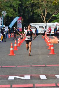 BIB: 124
                            <button type="button" onclick="openModal(6852828)" class="btn btn-primary btn-sm float-right btn-popup" data-toggle="modal" data-target=".modal-high-quality">
                        <i class="fas fa-shopping-cart"></i> Add to Cart
                    </button>
                                            <button type="button" onclick="isThisMe(6852828, true)" class="btn btn-success btn-sm float-right btn-popup btn-isme hidden" data-toggle="tooltip" data-placement="bottom" title="นี่คือรูปของคุณใช่ไหม คลิกที่นี่เพื่อเอาเข้าอัลบั้ม">
                        <i class="fas fa-plus"></i> Add to album
                    </button>
                    <button type="button" onclick="isThisMe(6852828, false)" class="btn btn-warning btn-sm float-right btn-popup btn-isnotme hidden">
                        <i class="fas fa-ban"></i> Remove from album
                    </button>