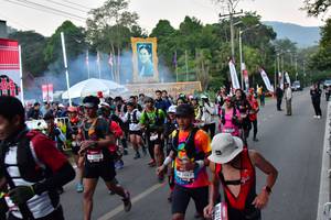 BIB: 255, 
                            <button type="button" onclick="openModal(6852277)" class="btn btn-primary btn-sm float-right btn-popup" data-toggle="modal" data-target=".modal-high-quality">
                        <i class="fas fa-shopping-cart"></i> Add to Cart
                    </button>
                                            <button type="button" onclick="isThisMe(6852277, true)" class="btn btn-success btn-sm float-right btn-popup btn-isme hidden" data-toggle="tooltip" data-placement="bottom" title="นี่คือรูปของคุณใช่ไหม คลิกที่นี่เพื่อเอาเข้าอัลบั้ม">
                        <i class="fas fa-plus"></i> Add to album
                    </button>
                    <button type="button" onclick="isThisMe(6852277, false)" class="btn btn-warning btn-sm float-right btn-popup btn-isnotme hidden">
                        <i class="fas fa-ban"></i> Remove from album
                    </button>