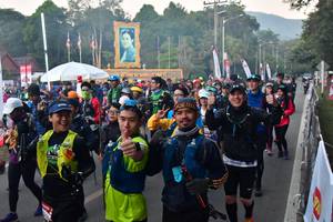 BIB: 
                            <button type="button" onclick="openModal(6852497)" class="btn btn-primary btn-sm float-right btn-popup" data-toggle="modal" data-target=".modal-high-quality">
                        <i class="fas fa-shopping-cart"></i> Add to Cart
                    </button>
                                            <button type="button" onclick="isThisMe(6852497, true)" class="btn btn-success btn-sm float-right btn-popup btn-isme hidden" data-toggle="tooltip" data-placement="bottom" title="นี่คือรูปของคุณใช่ไหม คลิกที่นี่เพื่อเอาเข้าอัลบั้ม">
                        <i class="fas fa-plus"></i> Add to album
                    </button>
                    <button type="button" onclick="isThisMe(6852497, false)" class="btn btn-warning btn-sm float-right btn-popup btn-isnotme hidden">
                        <i class="fas fa-ban"></i> Remove from album
                    </button>