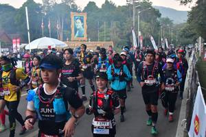 BIB: 2819, 2791, , 
                            <button type="button" onclick="openModal(6852470)" class="btn btn-primary btn-sm float-right btn-popup" data-toggle="modal" data-target=".modal-high-quality">
                        <i class="fas fa-shopping-cart"></i> Add to Cart
                    </button>
                                            <button type="button" onclick="isThisMe(6852470, true)" class="btn btn-success btn-sm float-right btn-popup btn-isme hidden" data-toggle="tooltip" data-placement="bottom" title="นี่คือรูปของคุณใช่ไหม คลิกที่นี่เพื่อเอาเข้าอัลบั้ม">
                        <i class="fas fa-plus"></i> Add to album
                    </button>
                    <button type="button" onclick="isThisMe(6852470, false)" class="btn btn-warning btn-sm float-right btn-popup btn-isnotme hidden">
                        <i class="fas fa-ban"></i> Remove from album
                    </button>