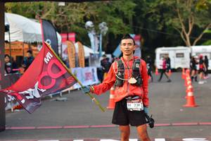 BIB: 239
                            <button type="button" onclick="openModal(6852791)" class="btn btn-primary btn-sm float-right btn-popup" data-toggle="modal" data-target=".modal-high-quality">
                        <i class="fas fa-shopping-cart"></i> Add to Cart
                    </button>
                                            <button type="button" onclick="isThisMe(6852791, true)" class="btn btn-success btn-sm float-right btn-popup btn-isme hidden" data-toggle="tooltip" data-placement="bottom" title="นี่คือรูปของคุณใช่ไหม คลิกที่นี่เพื่อเอาเข้าอัลบั้ม">
                        <i class="fas fa-plus"></i> Add to album
                    </button>
                    <button type="button" onclick="isThisMe(6852791, false)" class="btn btn-warning btn-sm float-right btn-popup btn-isnotme hidden">
                        <i class="fas fa-ban"></i> Remove from album
                    </button>