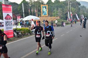 BIB: 2527, 1094
                            <button type="button" onclick="openModal(6852626)" class="btn btn-primary btn-sm float-right btn-popup" data-toggle="modal" data-target=".modal-high-quality">
                        <i class="fas fa-shopping-cart"></i> Add to Cart
                    </button>
                                            <button type="button" onclick="isThisMe(6852626, true)" class="btn btn-success btn-sm float-right btn-popup btn-isme hidden" data-toggle="tooltip" data-placement="bottom" title="นี่คือรูปของคุณใช่ไหม คลิกที่นี่เพื่อเอาเข้าอัลบั้ม">
                        <i class="fas fa-plus"></i> Add to album
                    </button>
                    <button type="button" onclick="isThisMe(6852626, false)" class="btn btn-warning btn-sm float-right btn-popup btn-isnotme hidden">
                        <i class="fas fa-ban"></i> Remove from album
                    </button>