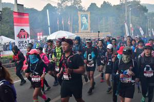 BIB: 2211, 273, 2238, 2716, 
                            <button type="button" onclick="openModal(6852386)" class="btn btn-primary btn-sm float-right btn-popup" data-toggle="modal" data-target=".modal-high-quality">
                        <i class="fas fa-shopping-cart"></i> Add to Cart
                    </button>
                                            <button type="button" onclick="isThisMe(6852386, true)" class="btn btn-success btn-sm float-right btn-popup btn-isme hidden" data-toggle="tooltip" data-placement="bottom" title="นี่คือรูปของคุณใช่ไหม คลิกที่นี่เพื่อเอาเข้าอัลบั้ม">
                        <i class="fas fa-plus"></i> Add to album
                    </button>
                    <button type="button" onclick="isThisMe(6852386, false)" class="btn btn-warning btn-sm float-right btn-popup btn-isnotme hidden">
                        <i class="fas fa-ban"></i> Remove from album
                    </button>