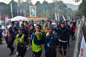 BIB: 
                            <button type="button" onclick="openModal(6852492)" class="btn btn-primary btn-sm float-right btn-popup" data-toggle="modal" data-target=".modal-high-quality">
                        <i class="fas fa-shopping-cart"></i> Add to Cart
                    </button>
                                            <button type="button" onclick="isThisMe(6852492, true)" class="btn btn-success btn-sm float-right btn-popup btn-isme hidden" data-toggle="tooltip" data-placement="bottom" title="นี่คือรูปของคุณใช่ไหม คลิกที่นี่เพื่อเอาเข้าอัลบั้ม">
                        <i class="fas fa-plus"></i> Add to album
                    </button>
                    <button type="button" onclick="isThisMe(6852492, false)" class="btn btn-warning btn-sm float-right btn-popup btn-isnotme hidden">
                        <i class="fas fa-ban"></i> Remove from album
                    </button>