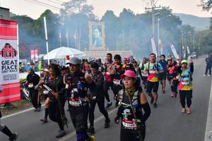 BIB: 2102, 
                            <button type="button" onclick="openModal(6852329)" class="btn btn-primary btn-sm float-right btn-popup" data-toggle="modal" data-target=".modal-high-quality">
                        <i class="fas fa-shopping-cart"></i> Add to Cart
                    </button>
                                            <button type="button" onclick="isThisMe(6852329, true)" class="btn btn-success btn-sm float-right btn-popup btn-isme hidden" data-toggle="tooltip" data-placement="bottom" title="นี่คือรูปของคุณใช่ไหม คลิกที่นี่เพื่อเอาเข้าอัลบั้ม">
                        <i class="fas fa-plus"></i> Add to album
                    </button>
                    <button type="button" onclick="isThisMe(6852329, false)" class="btn btn-warning btn-sm float-right btn-popup btn-isnotme hidden">
                        <i class="fas fa-ban"></i> Remove from album
                    </button>