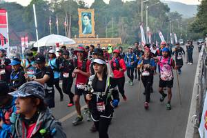 BIB: 2095
                            <button type="button" onclick="openModal(6852546)" class="btn btn-primary btn-sm float-right btn-popup" data-toggle="modal" data-target=".modal-high-quality">
                        <i class="fas fa-shopping-cart"></i> Add to Cart
                    </button>
                                            <button type="button" onclick="isThisMe(6852546, true)" class="btn btn-success btn-sm float-right btn-popup btn-isme hidden" data-toggle="tooltip" data-placement="bottom" title="นี่คือรูปของคุณใช่ไหม คลิกที่นี่เพื่อเอาเข้าอัลบั้ม">
                        <i class="fas fa-plus"></i> Add to album
                    </button>
                    <button type="button" onclick="isThisMe(6852546, false)" class="btn btn-warning btn-sm float-right btn-popup btn-isnotme hidden">
                        <i class="fas fa-ban"></i> Remove from album
                    </button>