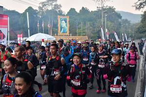 BIB: 2373, 2218
                            <button type="button" onclick="openModal(6852430)" class="btn btn-primary btn-sm float-right btn-popup" data-toggle="modal" data-target=".modal-high-quality">
                        <i class="fas fa-shopping-cart"></i> Add to Cart
                    </button>
                                            <button type="button" onclick="isThisMe(6852430, true)" class="btn btn-success btn-sm float-right btn-popup btn-isme hidden" data-toggle="tooltip" data-placement="bottom" title="นี่คือรูปของคุณใช่ไหม คลิกที่นี่เพื่อเอาเข้าอัลบั้ม">
                        <i class="fas fa-plus"></i> Add to album
                    </button>
                    <button type="button" onclick="isThisMe(6852430, false)" class="btn btn-warning btn-sm float-right btn-popup btn-isnotme hidden">
                        <i class="fas fa-ban"></i> Remove from album
                    </button>