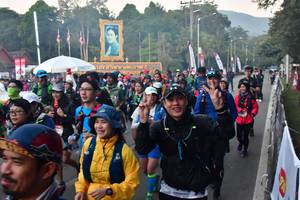 BIB: 
                            <button type="button" onclick="openModal(6852494)" class="btn btn-primary btn-sm float-right btn-popup" data-toggle="modal" data-target=".modal-high-quality">
                        <i class="fas fa-shopping-cart"></i> Add to Cart
                    </button>
                                            <button type="button" onclick="isThisMe(6852494, true)" class="btn btn-success btn-sm float-right btn-popup btn-isme hidden" data-toggle="tooltip" data-placement="bottom" title="นี่คือรูปของคุณใช่ไหม คลิกที่นี่เพื่อเอาเข้าอัลบั้ม">
                        <i class="fas fa-plus"></i> Add to album
                    </button>
                    <button type="button" onclick="isThisMe(6852494, false)" class="btn btn-warning btn-sm float-right btn-popup btn-isnotme hidden">
                        <i class="fas fa-ban"></i> Remove from album
                    </button>