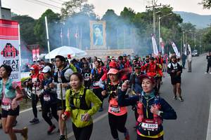 BIB: 2495, , 
                            <button type="button" onclick="openModal(6852297)" class="btn btn-primary btn-sm float-right btn-popup" data-toggle="modal" data-target=".modal-high-quality">
                        <i class="fas fa-shopping-cart"></i> Add to Cart
                    </button>
                                            <button type="button" onclick="isThisMe(6852297, true)" class="btn btn-success btn-sm float-right btn-popup btn-isme hidden" data-toggle="tooltip" data-placement="bottom" title="นี่คือรูปของคุณใช่ไหม คลิกที่นี่เพื่อเอาเข้าอัลบั้ม">
                        <i class="fas fa-plus"></i> Add to album
                    </button>
                    <button type="button" onclick="isThisMe(6852297, false)" class="btn btn-warning btn-sm float-right btn-popup btn-isnotme hidden">
                        <i class="fas fa-ban"></i> Remove from album
                    </button>