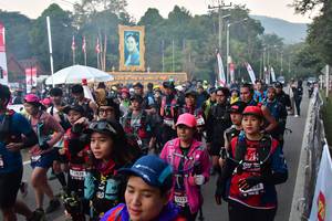 BIB: 2836, 2322
                            <button type="button" onclick="openModal(6852481)" class="btn btn-primary btn-sm float-right btn-popup" data-toggle="modal" data-target=".modal-high-quality">
                        <i class="fas fa-shopping-cart"></i> Add to Cart
                    </button>
                                            <button type="button" onclick="isThisMe(6852481, true)" class="btn btn-success btn-sm float-right btn-popup btn-isme hidden" data-toggle="tooltip" data-placement="bottom" title="นี่คือรูปของคุณใช่ไหม คลิกที่นี่เพื่อเอาเข้าอัลบั้ม">
                        <i class="fas fa-plus"></i> Add to album
                    </button>
                    <button type="button" onclick="isThisMe(6852481, false)" class="btn btn-warning btn-sm float-right btn-popup btn-isnotme hidden">
                        <i class="fas fa-ban"></i> Remove from album
                    </button>