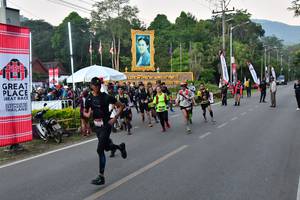 BIB: 
                            <button type="button" onclick="openModal(6852236)" class="btn btn-primary btn-sm float-right btn-popup" data-toggle="modal" data-target=".modal-high-quality">
                        <i class="fas fa-shopping-cart"></i> Add to Cart
                    </button>
                                            <button type="button" onclick="isThisMe(6852236, true)" class="btn btn-success btn-sm float-right btn-popup btn-isme hidden" data-toggle="tooltip" data-placement="bottom" title="นี่คือรูปของคุณใช่ไหม คลิกที่นี่เพื่อเอาเข้าอัลบั้ม">
                        <i class="fas fa-plus"></i> Add to album
                    </button>
                    <button type="button" onclick="isThisMe(6852236, false)" class="btn btn-warning btn-sm float-right btn-popup btn-isnotme hidden">
                        <i class="fas fa-ban"></i> Remove from album
                    </button>