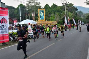 BIB: 
                            <button type="button" onclick="openModal(6852239)" class="btn btn-primary btn-sm float-right btn-popup" data-toggle="modal" data-target=".modal-high-quality">
                        <i class="fas fa-shopping-cart"></i> Add to Cart
                    </button>
                                            <button type="button" onclick="isThisMe(6852239, true)" class="btn btn-success btn-sm float-right btn-popup btn-isme hidden" data-toggle="tooltip" data-placement="bottom" title="นี่คือรูปของคุณใช่ไหม คลิกที่นี่เพื่อเอาเข้าอัลบั้ม">
                        <i class="fas fa-plus"></i> Add to album
                    </button>
                    <button type="button" onclick="isThisMe(6852239, false)" class="btn btn-warning btn-sm float-right btn-popup btn-isnotme hidden">
                        <i class="fas fa-ban"></i> Remove from album
                    </button>